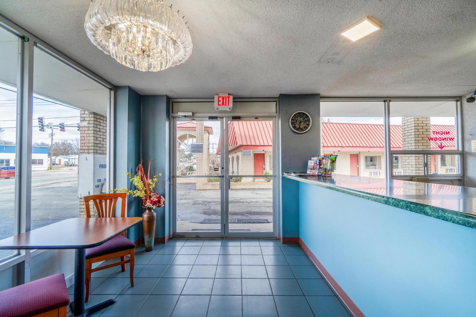 Motel Ozark Junction Mountain View By Oyo Esterno foto