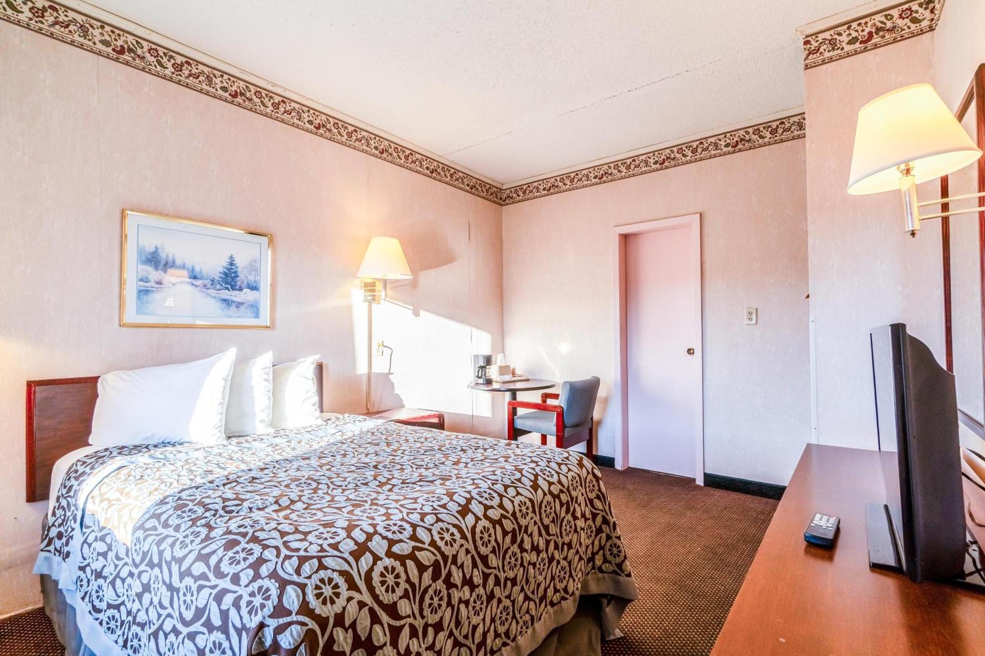 Motel Ozark Junction Mountain View By Oyo Esterno foto